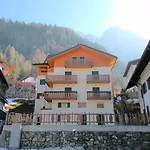Dolomites Seasons Appartamento Alleghe