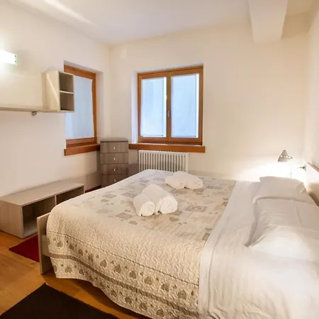 Dolomites Seasons Apartman *